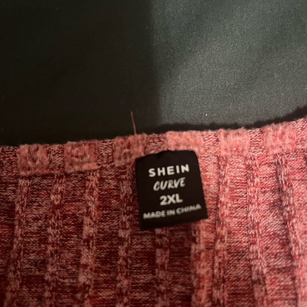(2) SHEIN Curve Textured Pink Knit Tops fit like XL crop
